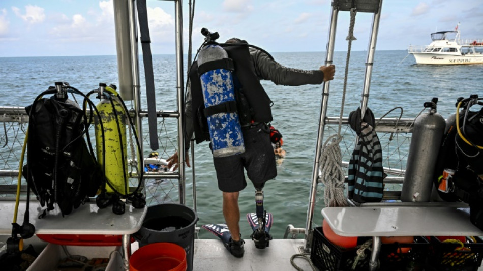 Wounded US veterans accept new mission: healing coral reefs