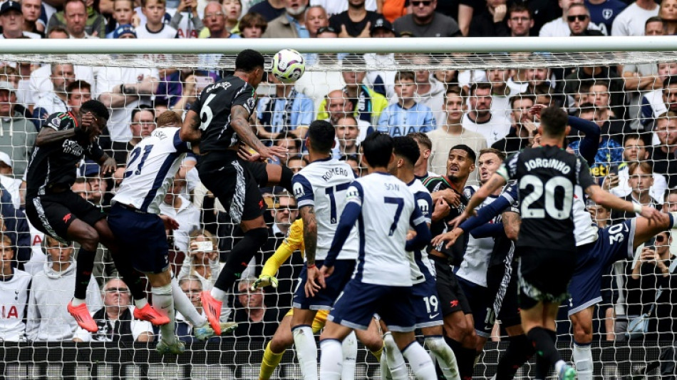 Angleterre: Arsenal remporte le derby à Tottenham d'une courte tête