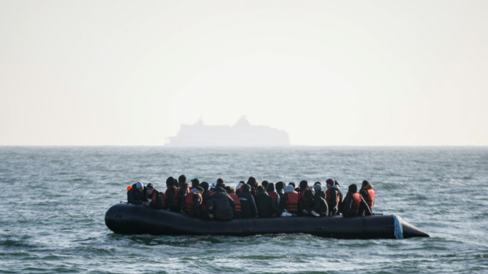 Au moins 12 migrants meurent dans le pire naufrage de l'année dans la Manche