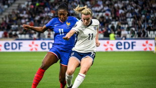 Qualif Euro-2025: les Bleues stoppées par les Anglaises 