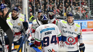 DEL: Eisbären stellen Vereinsrekord mit Zittersieg ein