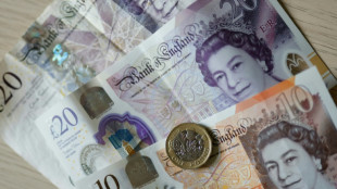 Top UK bosses earn average person's annual wage in days: survey