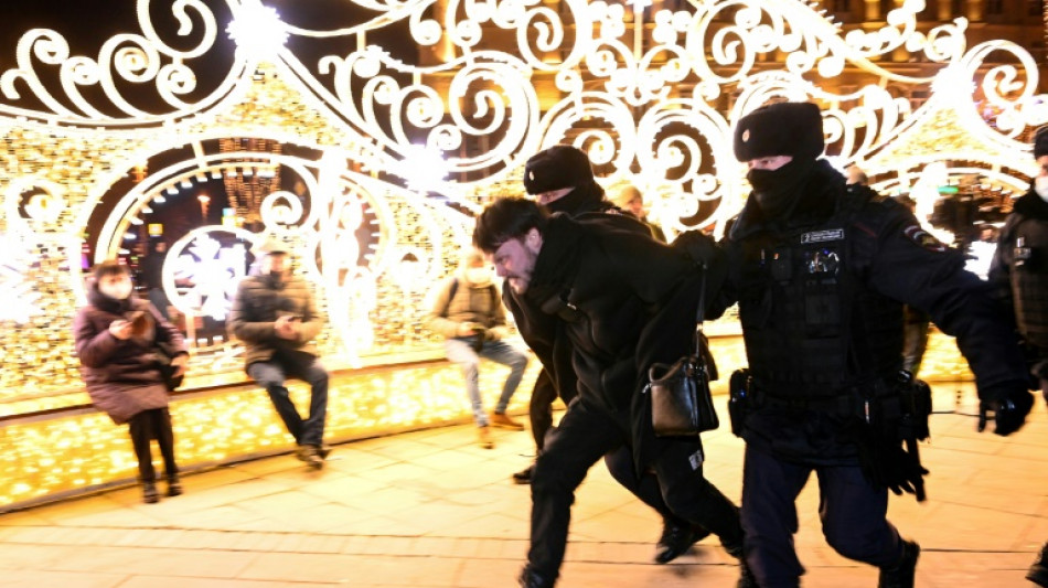 Dutzende Festnahmen bei Anti-Kriegs-Demonstrationen in Moskau und St. Petersburg