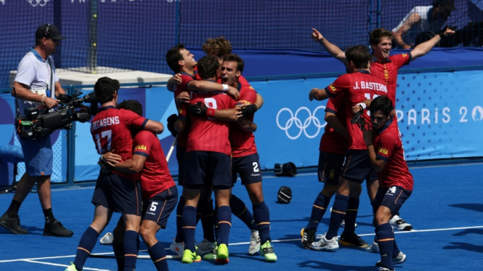 España avanza a semis de hockey masculino, Argentina se queda