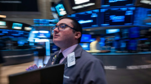 Wall Street termine en hausse, croit plus que jamais à des baisses de taux imminentes