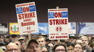 Huelguistas de Boeing someten a votación el nuevo convenio colectivo