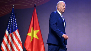 Biden leads US tech execs in Vietnam talks