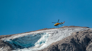 Glacier en Italie: reprise des recherches avec hélicoptères et drones