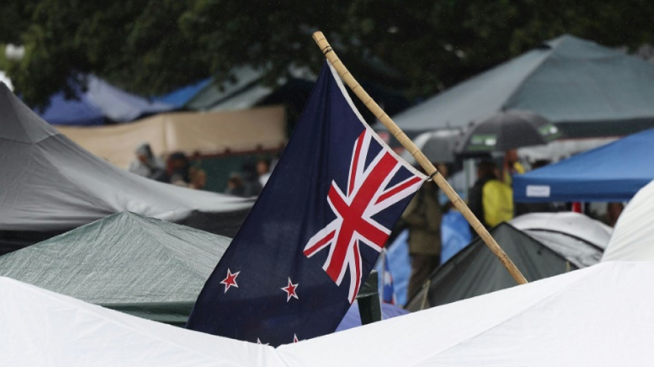 Nouvelle-Zélande: un cyclone n'a pas entamé la détermination des manifestants anti-vaccin