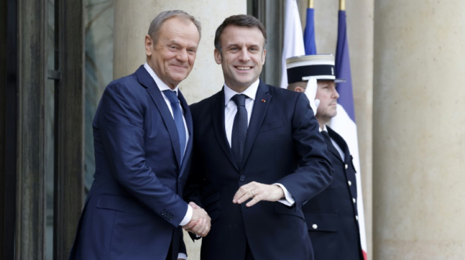 Macron fordert bei Treffen mit Tusk Ausbau der europäischen Rüstungsindustrie