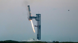 SpaceX réussit à rattraper une partie de sa mégafusée Starship, une première