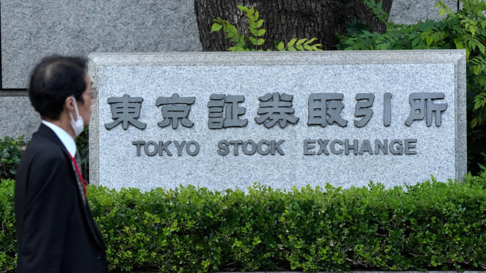 Borsa: Tokyo, apertura in lieve ribasso (-0,17%)