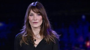 Justiça da França acusa Carla Bruni em caso de manipulação de testemunhas