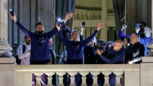 Jubilant welcome for French team on World Cup return