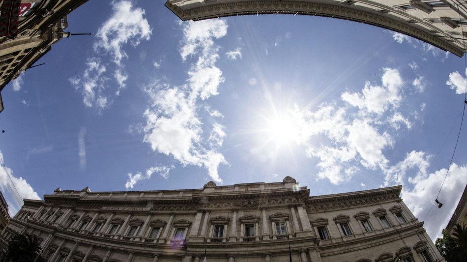 Bankitalia, a luglio -1,6% i prestiti, per famiglie -0,6%