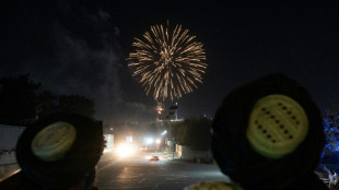 Talibanes celebran su "libertad" cantando un año después de la retirada de EEUU de Afganistán