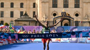 El etíope Tola gana el maratón olímpico y el Brasil de Marta es de plata