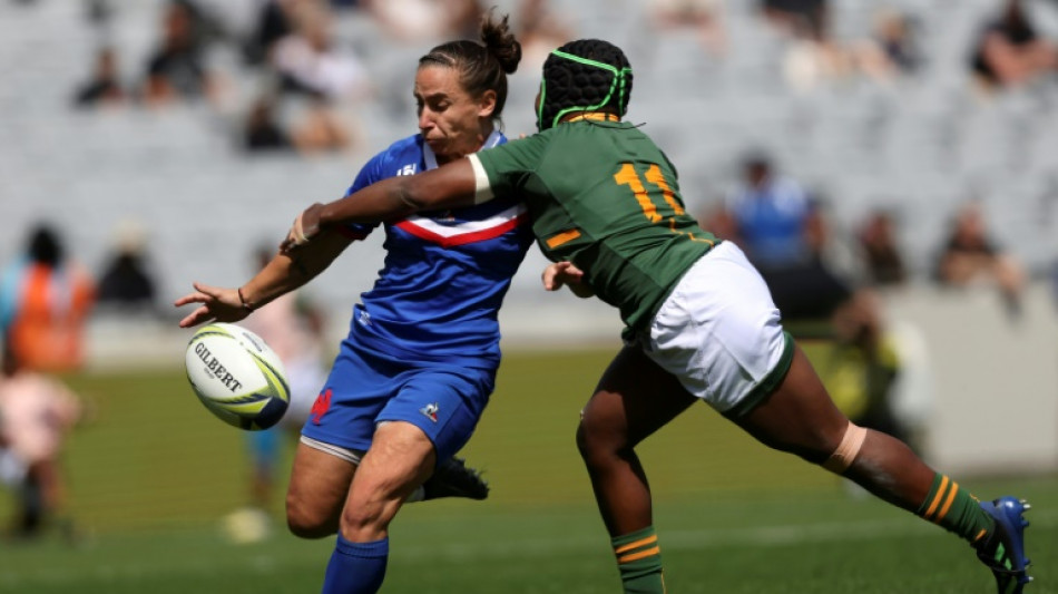 Blessée au Mondial, la demie de mêlée des Bleues Laure Sansus dit adieu au rugby