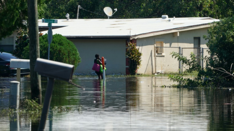 Rescue efforts continue as Florida takes stock of Hurricane Ian devastation