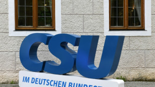 CSU geht mit Forderung nach "Knallhart-Kurs" bei Migration in Wahlkampf