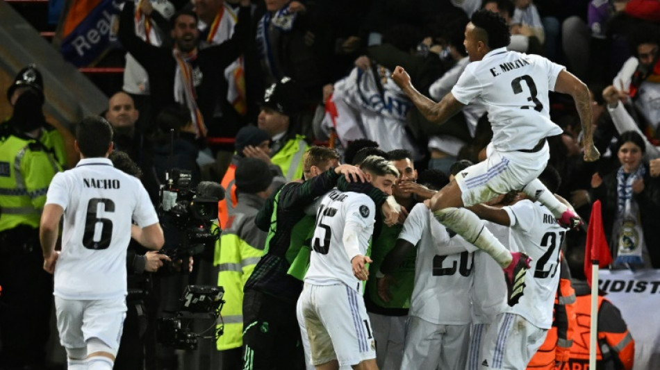 Real Madrid golea 5-2 en Liverpool y da un paso de gigante a cuartos