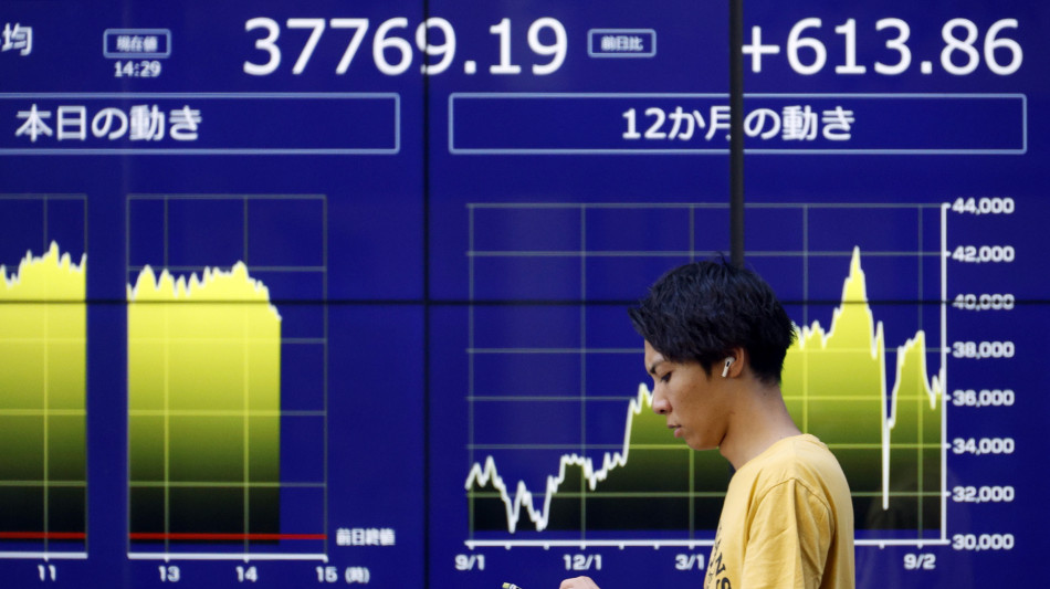 Borsa: Tokyo, apertura in rialzo (+0,98%)