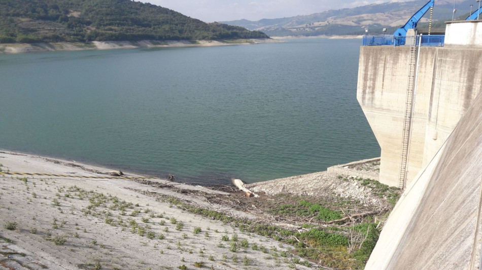 Anbi, fra 3 settimane niente acqua per i campi al Centrosud