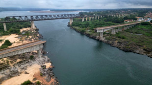 Sobe para 10 número de mortos em desabamento de ponte que liga Maranhão e Tocantins