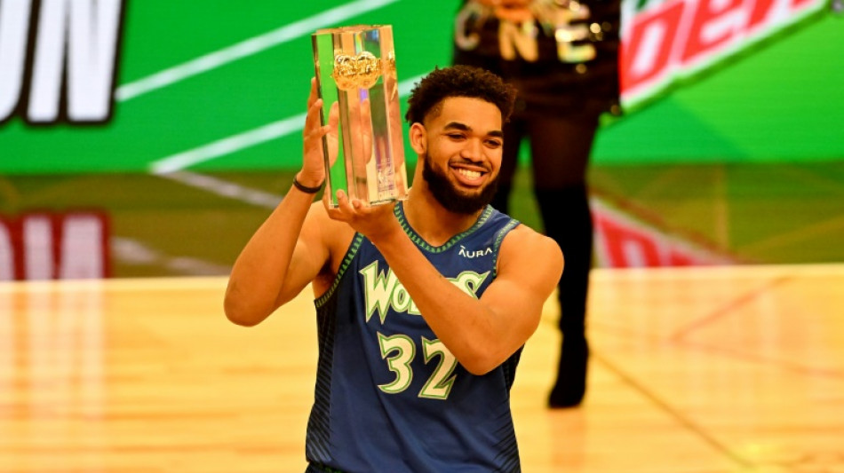 Towns reina en los triples y Toscano-Anderson fue finalista en las volcadas del All-Star