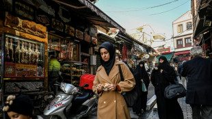 Chez les Syriens d'Istanbul, l'avancée rebelle nourrit les rêves de retour