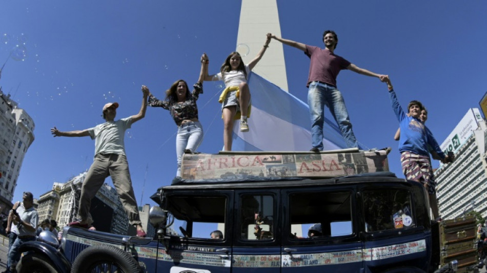 Argentine: une famille qui "rêvait" boucle un inouï voyage-vie de 22 ans