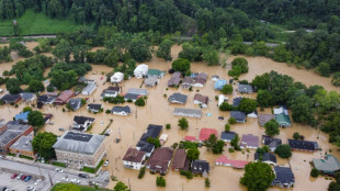 Al menos 16 muertos en las "peores" inundaciones en un estado de EEUU