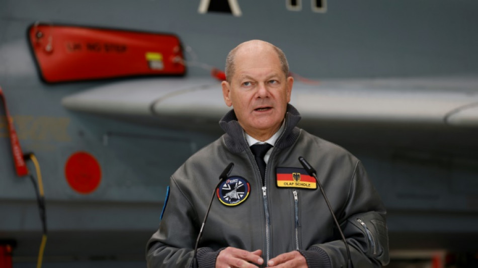 Défense : l'Allemagne prévoit d'acheter 20 avions Eurofighter supplémentaires (Scholz)  