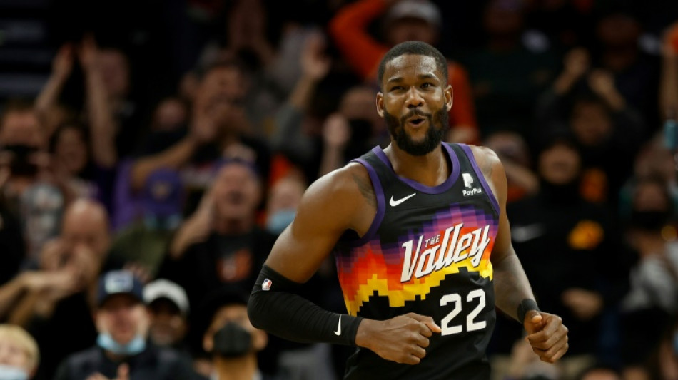 NBA: Phoenix reprend sa marche en avant à l'Ouest, Miami cède à Milwaukee