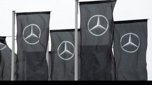 Mercedes rappelle près d'un million de voitures