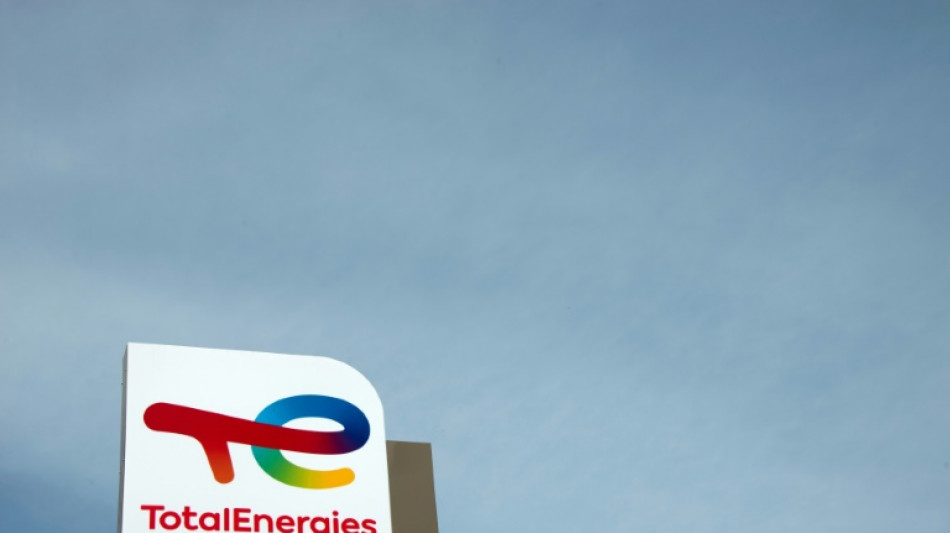 El grupo francés TotalEnergies duplica beneficios en 2T gracias a los precios de los hidrocarburos
