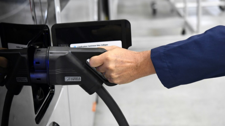 Automobile: la station de recharge la plus rapide de France ouvre en Normandie