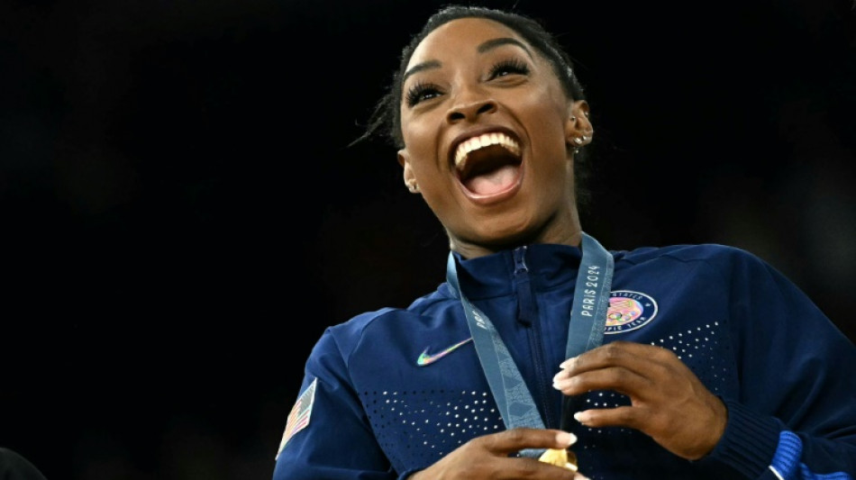 Con el oro por equipos, Simone Biles arranca su reconquista olímpica en París-2024