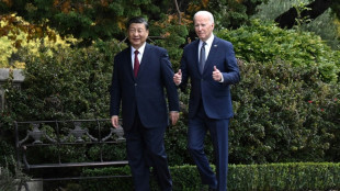 Biden y Xi hablan por teléfono para "gestionar tensiones"