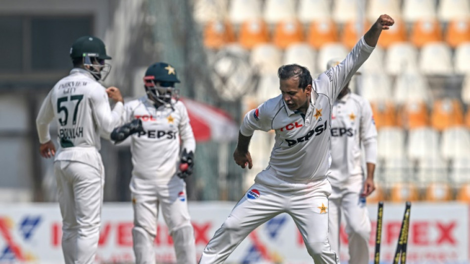 Pakistan crush England in second Test to set up series decider