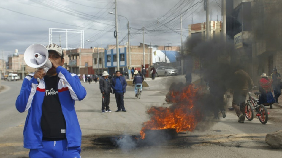 Peruvians clamor anew for president's removal