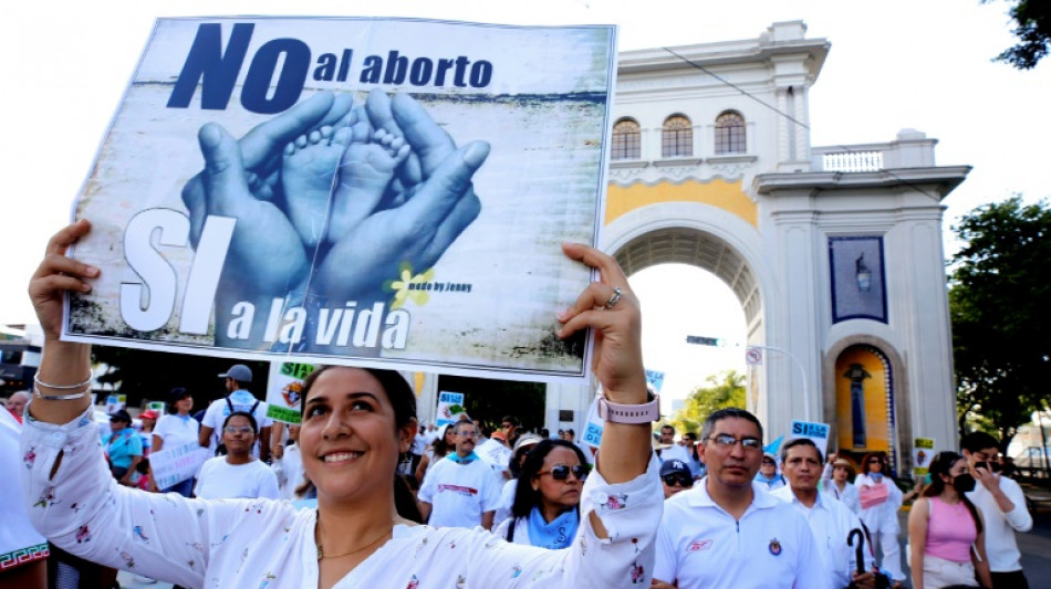 Top Mexican court decriminalizes abortion