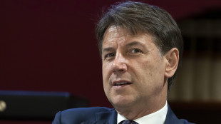 Conte a Renzi, 'la politica per noi è una cosa seria'