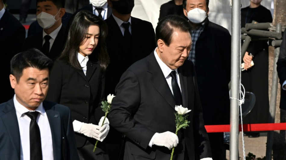 South Korea mourns Halloween crowd crush victims