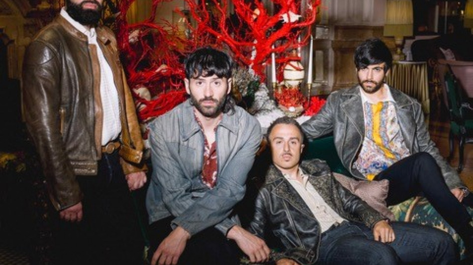 Fast Animals and Slow Kids nel nuovo 'Hotel Esistenza'