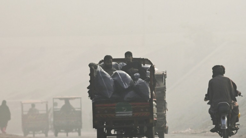 Pollution level in Pakistan megacity hits new high, says official