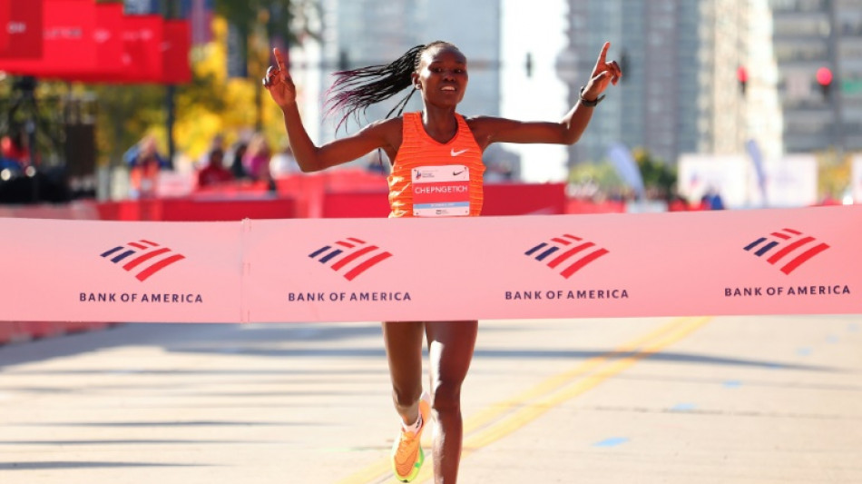 Chepngetich shatters women's marathon world record as Korir wins in Chicago