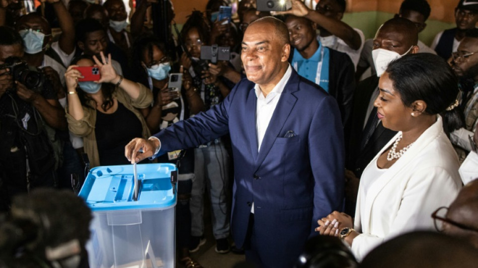 Angola's opposition rejects initial poll results