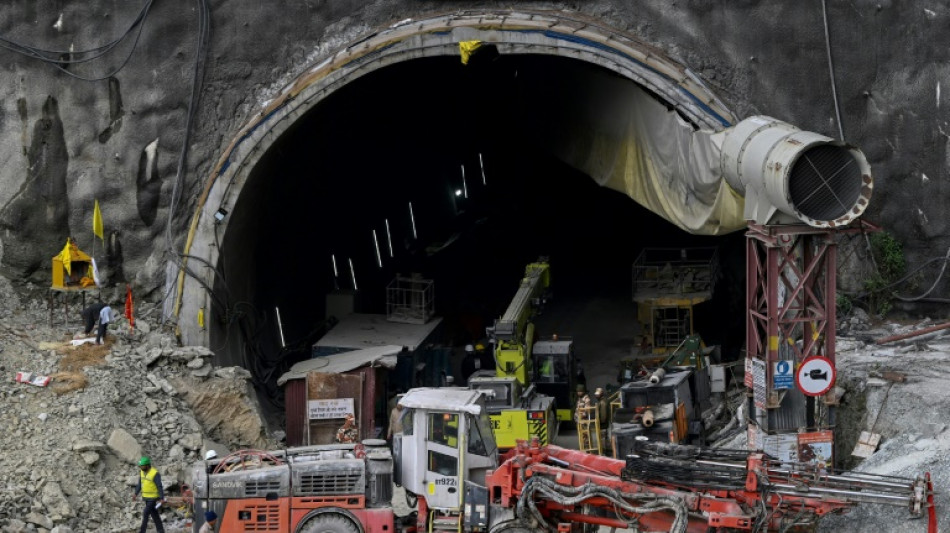 Indian rescuers just five metres from 41 trapped in tunnel